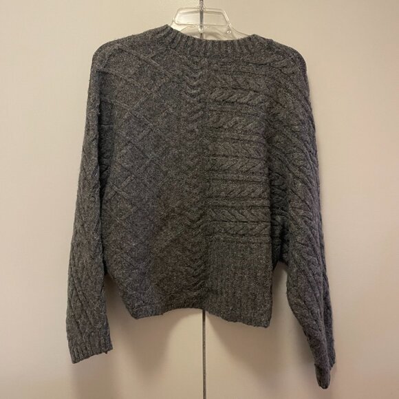 Womens Abercrombie & Fitch‎ Grey Cable Knit Crew Neck Sweater Top Size S/M - Picture 3 of 6